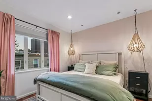 2053 Pemberton St, Philadelphia, PA 19146 - Photo 18