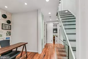 2053 Pemberton St, Philadelphia, PA 19146 - Photo 16