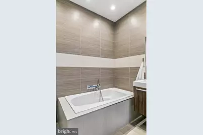 2053 Pemberton Street, Philadelphia, PA 19146 - Photo 22