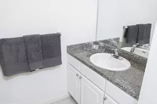 811-1 Filbert St, Philadelphia, PA 19107 - Photo 18