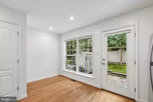 396 Delmar St, Philadelphia, PA 19128 - Photo 8
