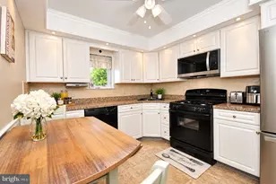 1906 Morrell St, Philadelphia, PA 19115 - Photo 16