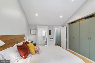 2424 Waverly St, Philadelphia, PA 19146 - Photo 12