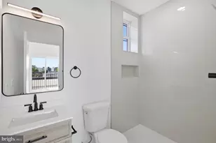 1520 S 22nd St, Philadelphia, PA 19146 - Photo 16