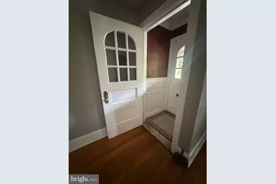 313 W Seymour Street, Philadelphia, PA 19144 - Photo 2