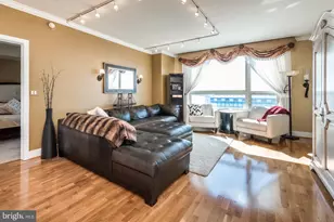 717 S Chris Columbus Blvd, Philadelphia, PA 19147 - Photo 8