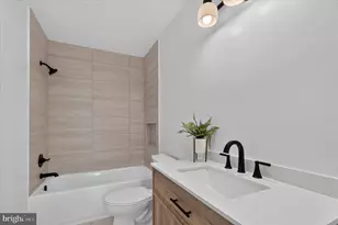 1315 Ogden Ct, Philadelphia, PA 19123 - Photo 18