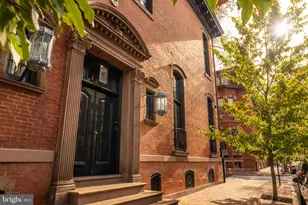 2041 Delancey Pl, Philadelphia, PA 19103 - Photo 2