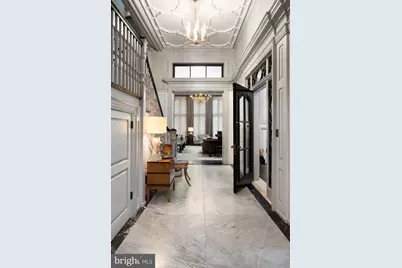 2041 Delancey Place, Philadelphia, PA 19103 - Photo 4