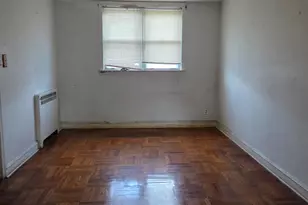 3035 Glenview St, Philadelphia, PA 19149 - Photo 4