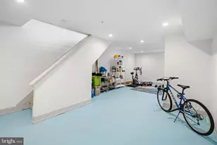 2031 E Firth St, Philadelphia, PA 19125 - Photo 28