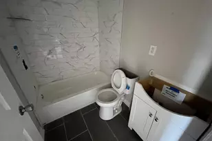 2611 N Warnock St, Philadelphia, PA 19133 - Photo 12