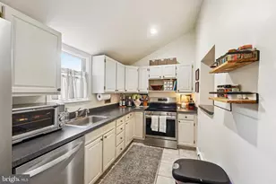 311 Carson St, Philadelphia, PA 19128 - Photo 10