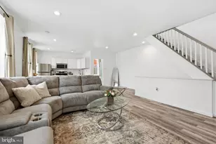 2638 NE Pratt St, Philadelphia, PA 19137 - Photo 6