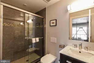 449 N 13th St, Philadelphia, PA 19123 - Photo 26
