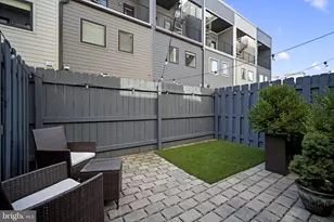 1216 Crease St, Philadelphia, PA 19125 - Photo 24