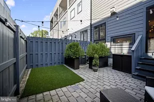 1216 Crease St, Philadelphia, PA 19125 - Photo 6