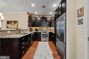 600 Commodore Court, Philadelphia, PA 19146 - Photo 2