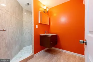 1013 S 19th St, Philadelphia, PA 19146 - Photo 8