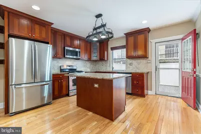 1013 S 19th Street, Philadelphia, PA 19146 - Photo 4