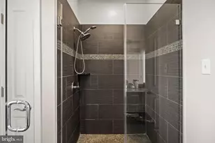 2400 Madison Square, Philadelphia, PA 19146 - Photo 26