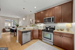 2400 Madison Square, Philadelphia, PA 19146 - Photo 6