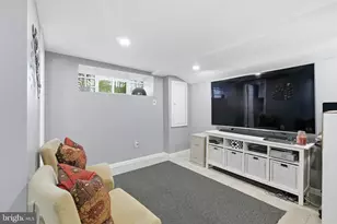 7929 Rugby St, Philadelphia, PA 19150 - Photo 28