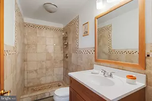 122 Sumac, Philadelphia, PA 19128 - Photo 36