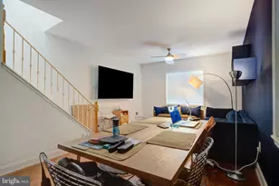 881 N 5th St, Philadelphia, PA 19123 - Photo 2