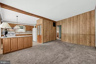 9325 Trout Rd, Philadelphia, PA 19115 - Photo 10