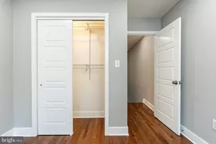 1039 Tree St, Philadelphia, PA 19148 - Photo 18