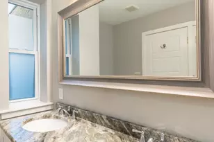 1039 Tree St, Philadelphia, PA 19148 - Photo 22