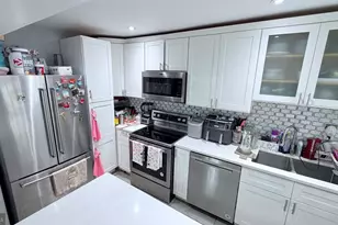7320 Hasbrook Ave, Philadelphia, PA 19111 - Photo 18
