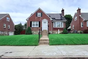 7320 Hasbrook Ave, Philadelphia, PA 19111 - Photo 2