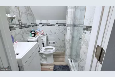 7320 Hasbrook Avenue, Philadelphia, PA 19111 - Photo 36