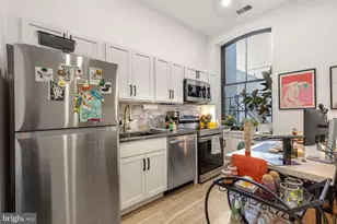 1415 Locust St, Philadelphia, PA 19102 - Photo 4