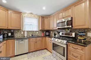 3167 Stanwood St, Philadelphia, PA 19136 - Photo 8