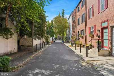 2045 Waverly Street, Philadelphia, PA 19146 - Photo 24