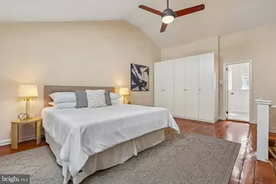 2045 Waverly Street, Philadelphia, PA 19146 - Photo 20