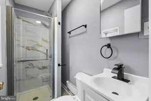 1835 W Juniata St, Philadelphia, PA 19140 - Photo 6