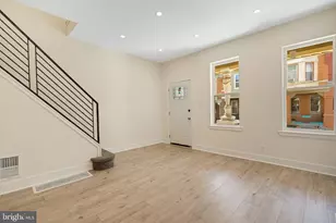 18 Sharpnack St, Philadelphia, PA 19119 - Photo 2