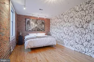 33 N 3rd St, Philadelphia, PA 19106 - Photo 32