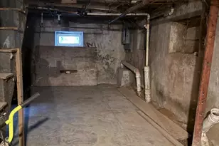 4246 Carlisle St, Philadelphia, PA 19140 - Photo 16