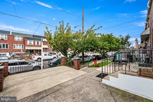 1538 Curtin St, Philadelphia, PA 19145 - Photo 2