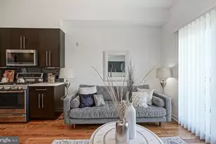 1247 E Columbia Ave E, Philadelphia, PA 19125 - Photo 8