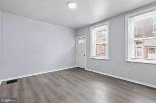 3919 Arcadia St, Philadelphia, PA 19124 - Photo 4