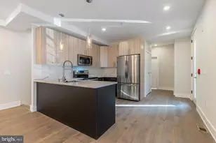 920 N 15th St, Philadelphia, PA 19130 - Photo 4