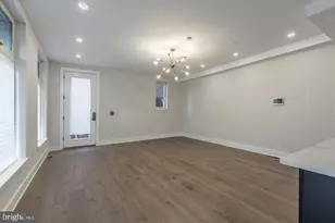 920 N 15th St, Philadelphia, PA 19130 - Photo 2