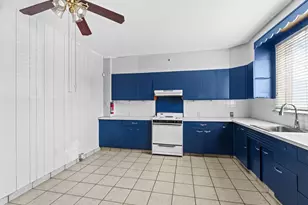 2053 S Cleveland St, Philadelphia, PA 19145 - Photo 10