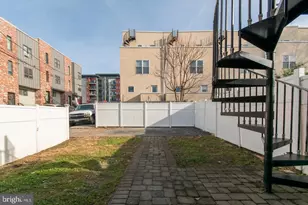 3773 Cresson St, Philadelphia, PA 19127 - Photo 8